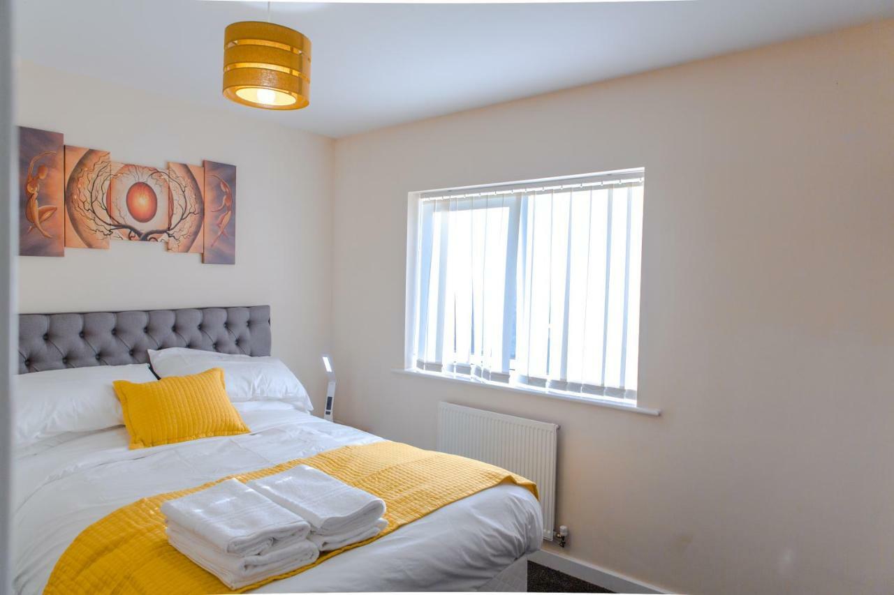Salford Holiday Apartment Manchester Ngoại thất bức ảnh