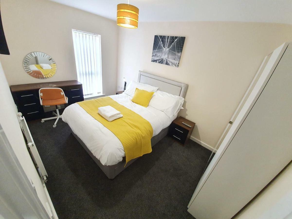 Salford Holiday Apartment Manchester Ngoại thất bức ảnh